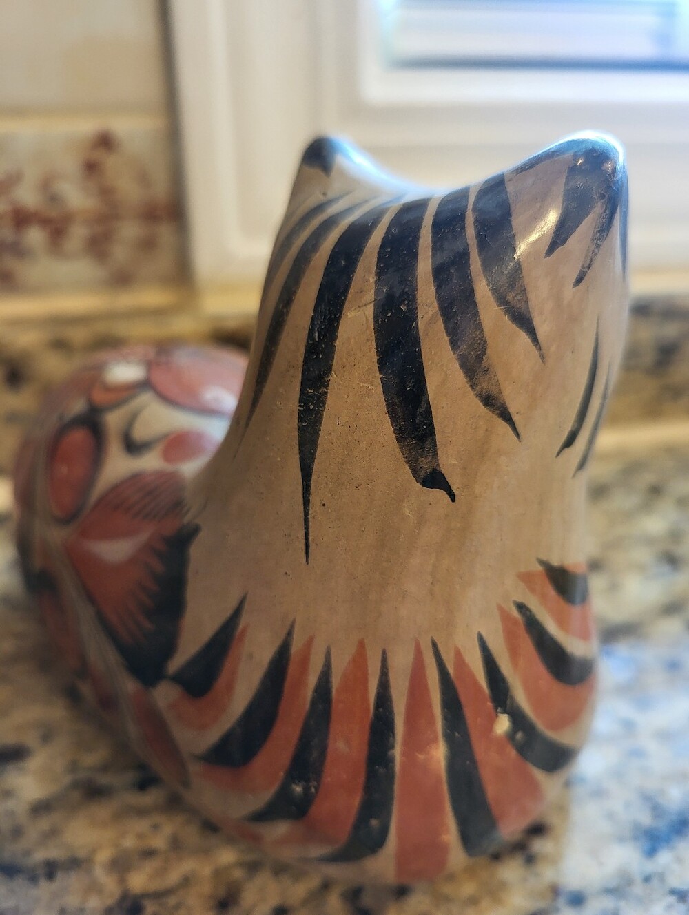 VTG. Tonala Hand-Painted 4.5x5 In Ceramic Cat Figurine in Terracotta and Black - Picture 7 of 10